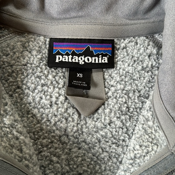 Women’s Patagonia Better Sweater - Picture 2 of 3